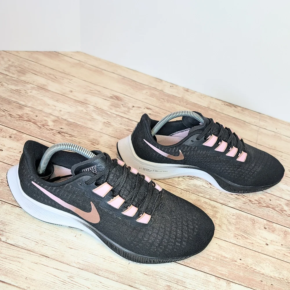 Nike Pegasus Zoom Black Pink White Trainers Sneakers Size 10